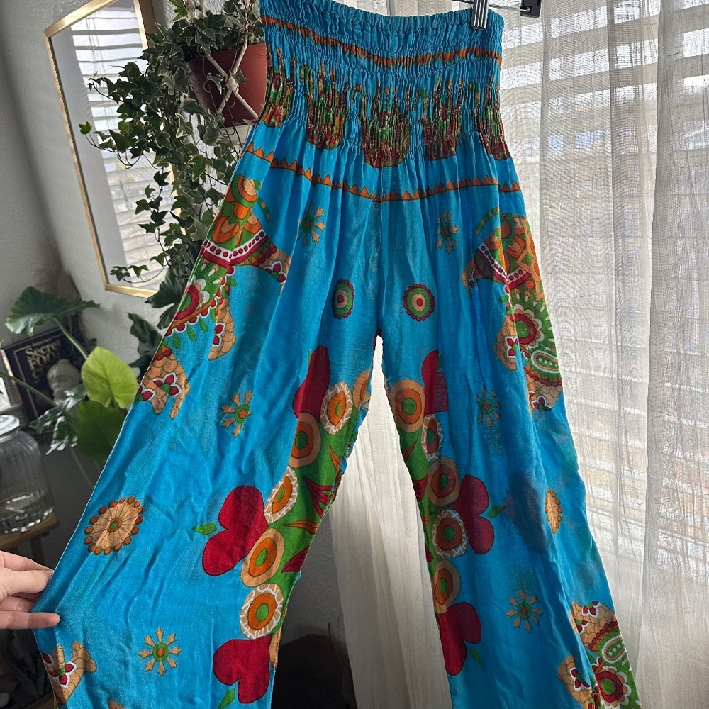 Colorful Yogi Wide Leg Pants!